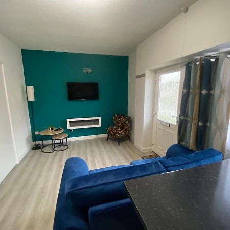 Ground Floor Apartment Brean Bagian luar foto