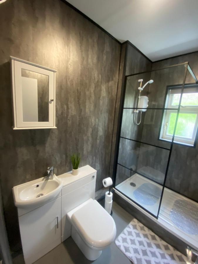 Ground Floor Apartment Brean Bagian luar foto
